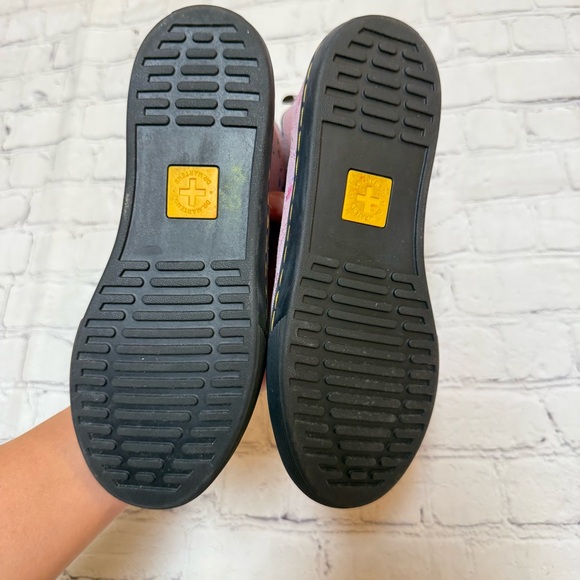 Dr. Martens Sheridan Boots - Picture 8 of 10